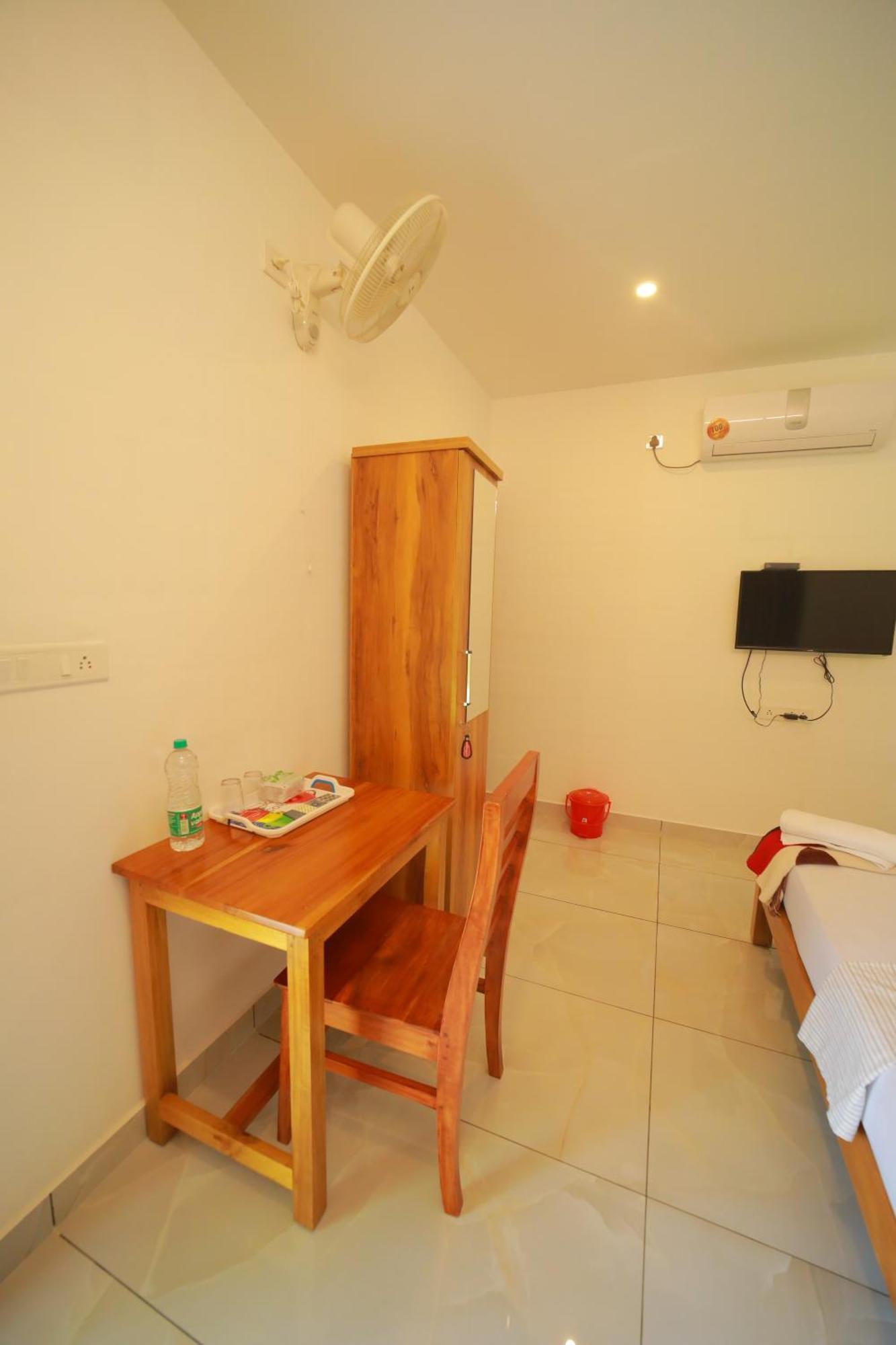 Appartement Prakruthi Residency Munroeisland à Mundrothuruth Extérieur photo